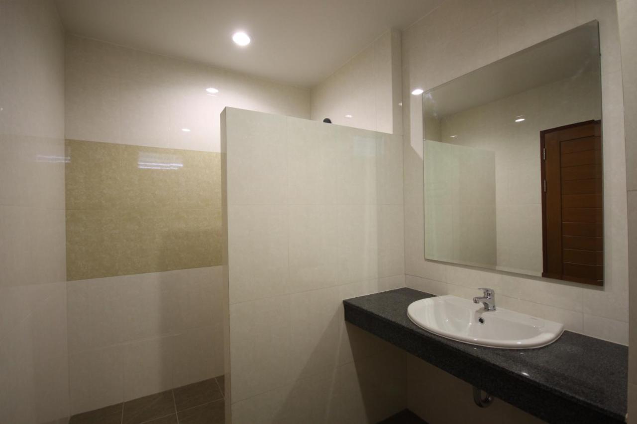 Paragon Suites Resort Джомтьен Экстерьер фото