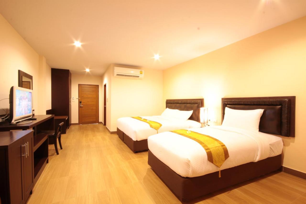 Paragon Suites Resort Джомтьен Экстерьер фото